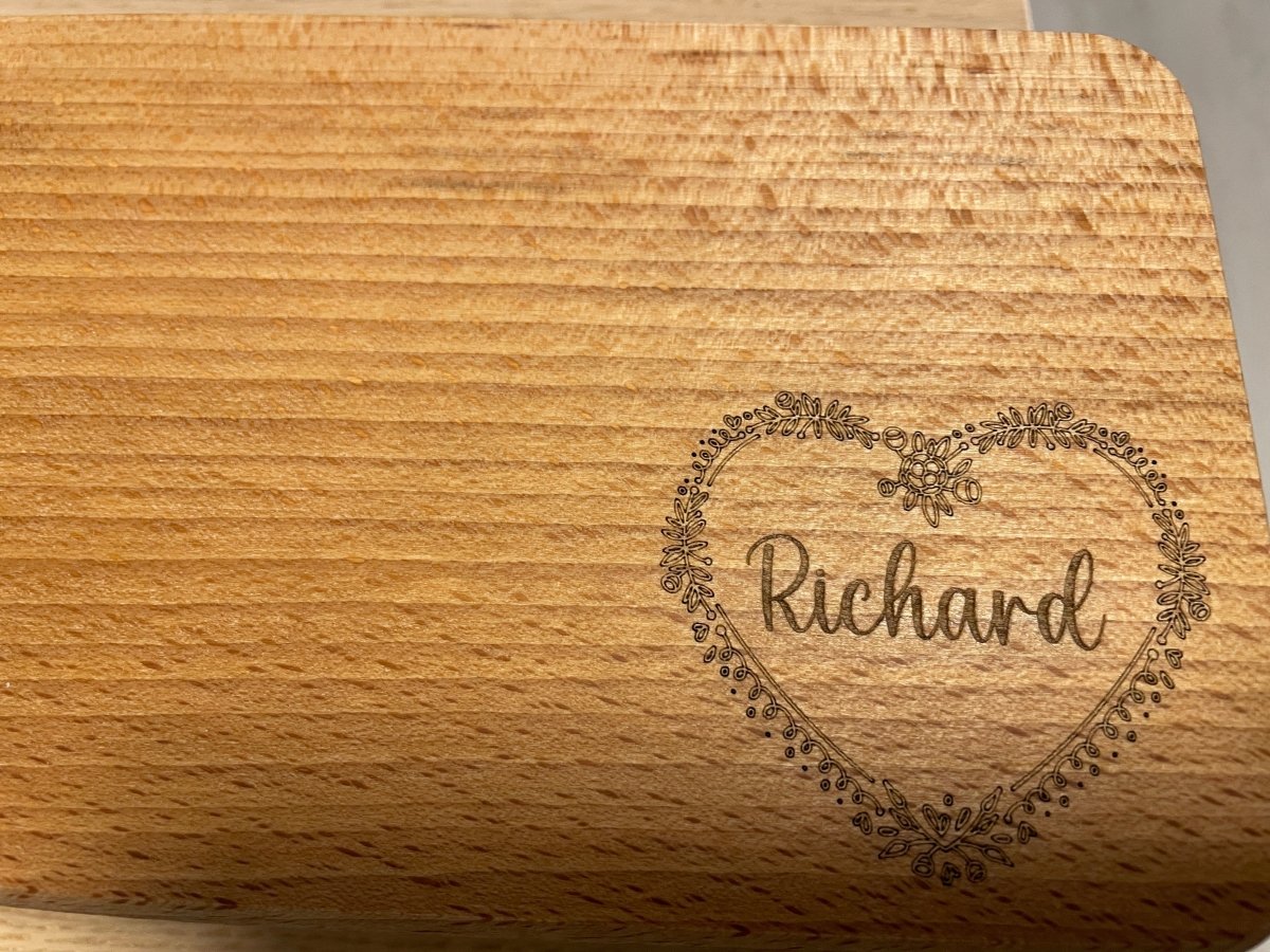 Frühstücksbrett Holz - Lovelettering